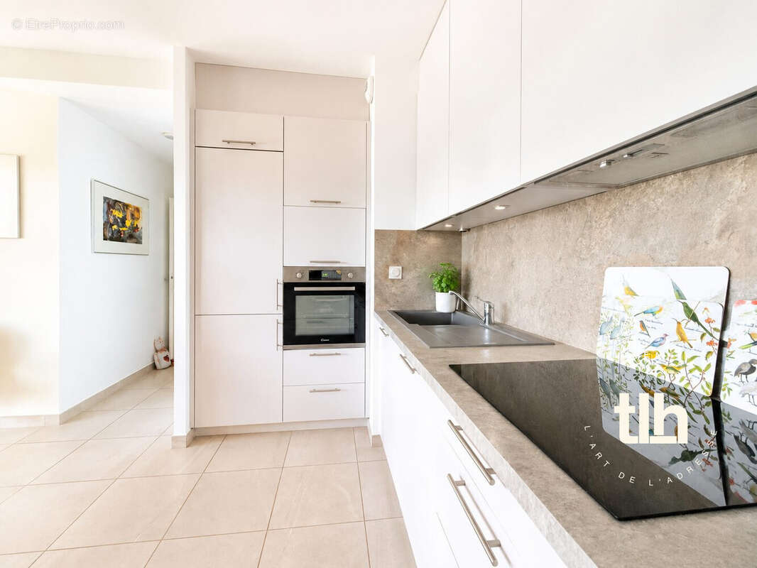 Appartement 74 m² à Restinclieres  - photo 7