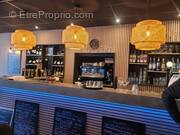 Commerce à LA TERRASSE