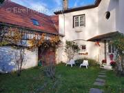 Maison à LAA-MONDRANS