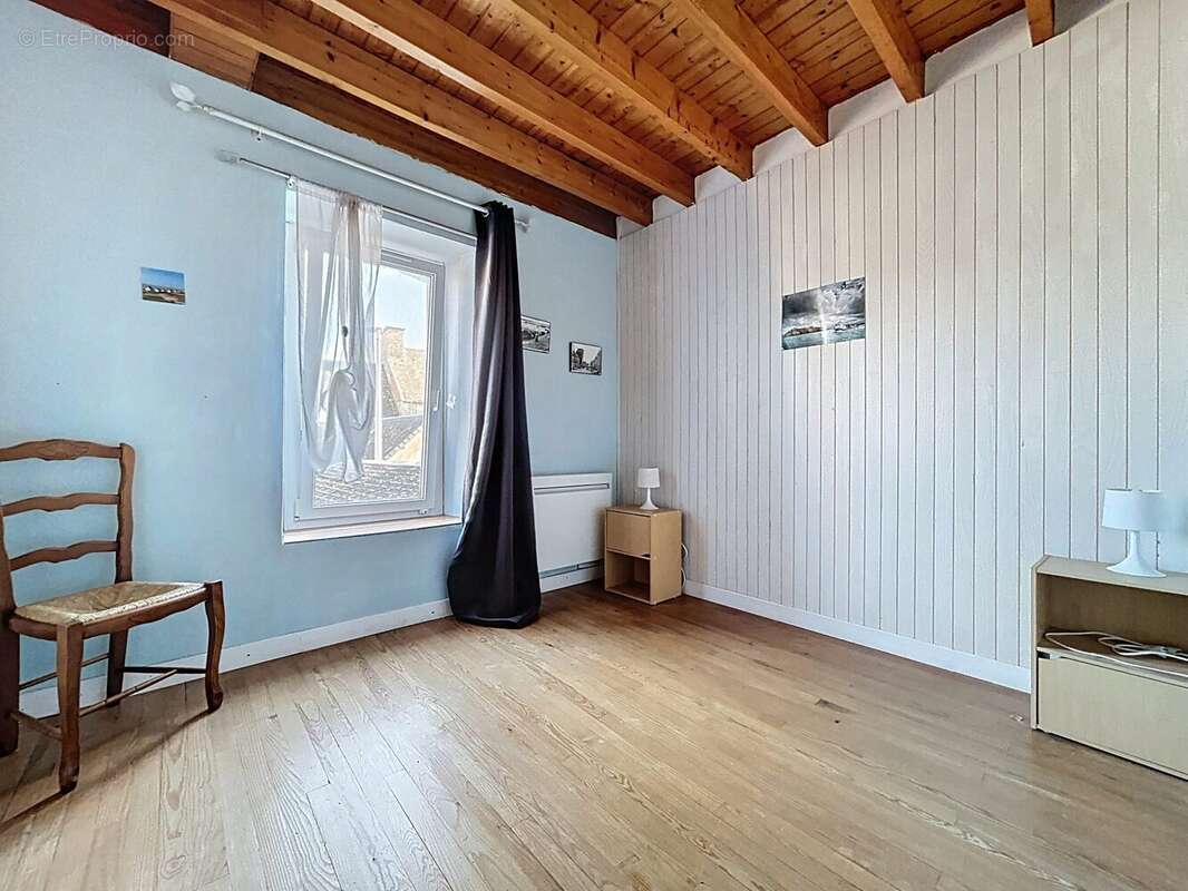 Maison à CREANCES