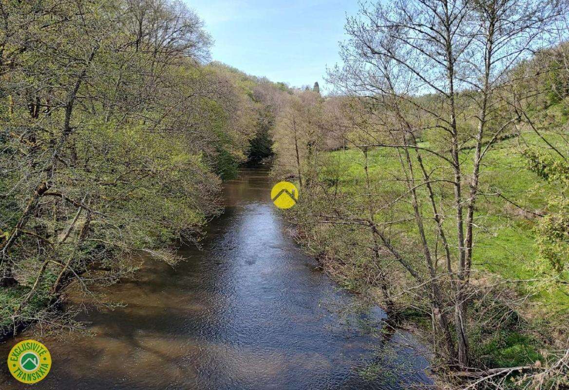 Maison à DUN-LE-PALESTEL