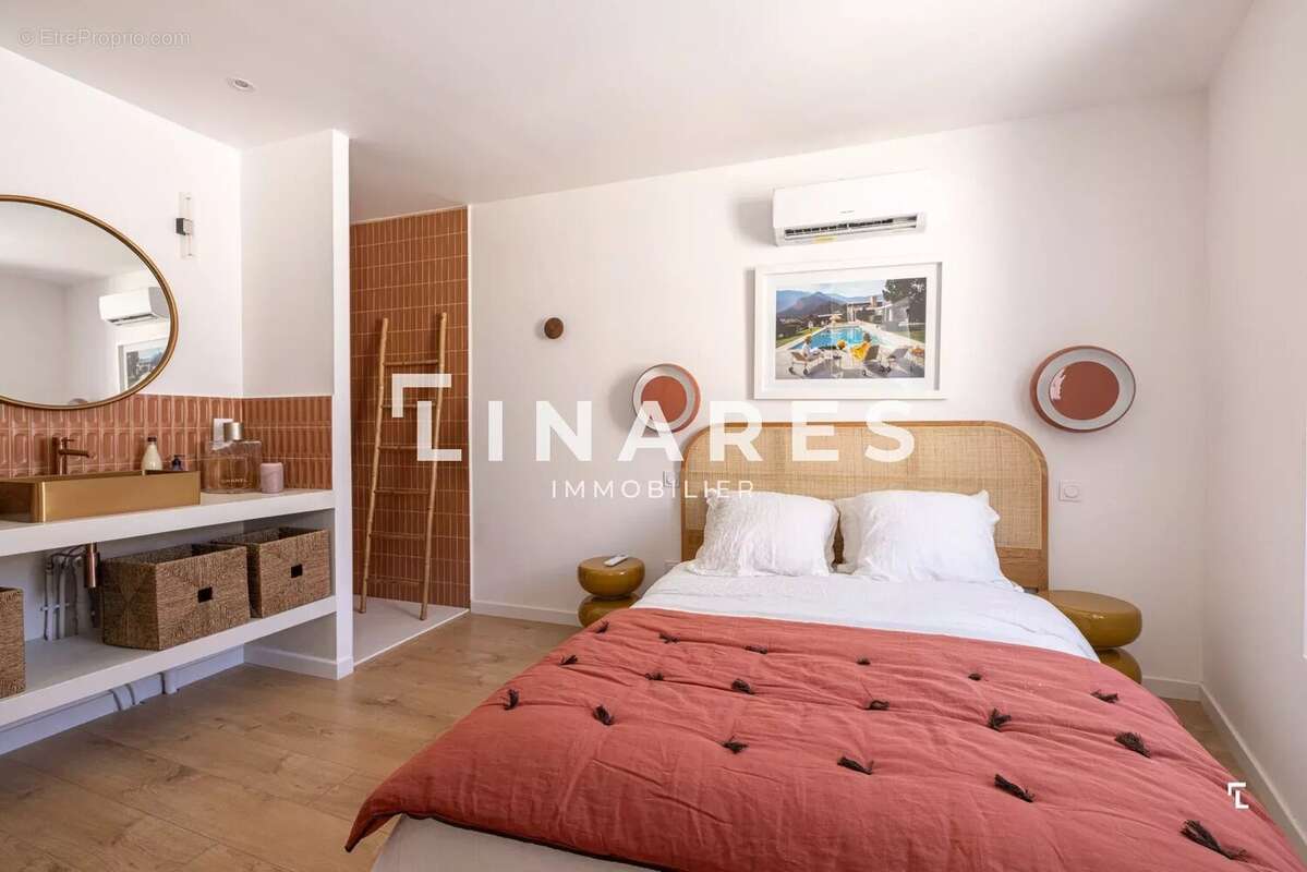 LA CASITA - Maison de 95m2 - Rooftop - Box - 13007 - photo 15