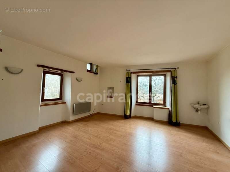 Maison à SAINT-SEBASTIEN-D&#039;AIGREFEUILLE