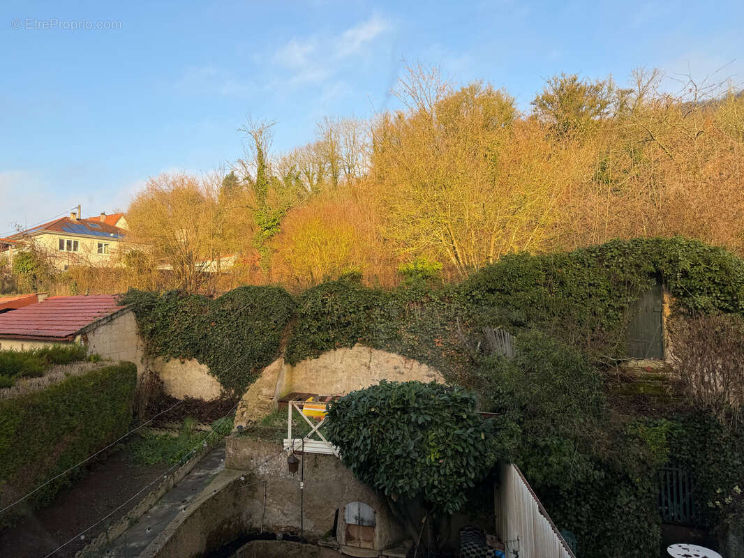 Maison à ARS-SUR-MOSELLE