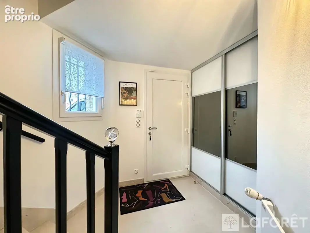 A vendre, Maison de Ville secteur Luton Av de Laon, 3 chambres, cour et deux garages - photo 5