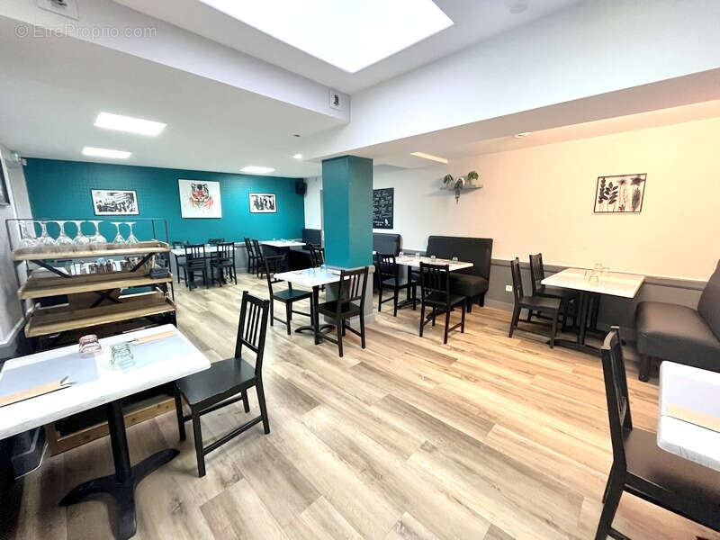 Immeuble 250m2 : un commerce + 2 appartements - photo 3