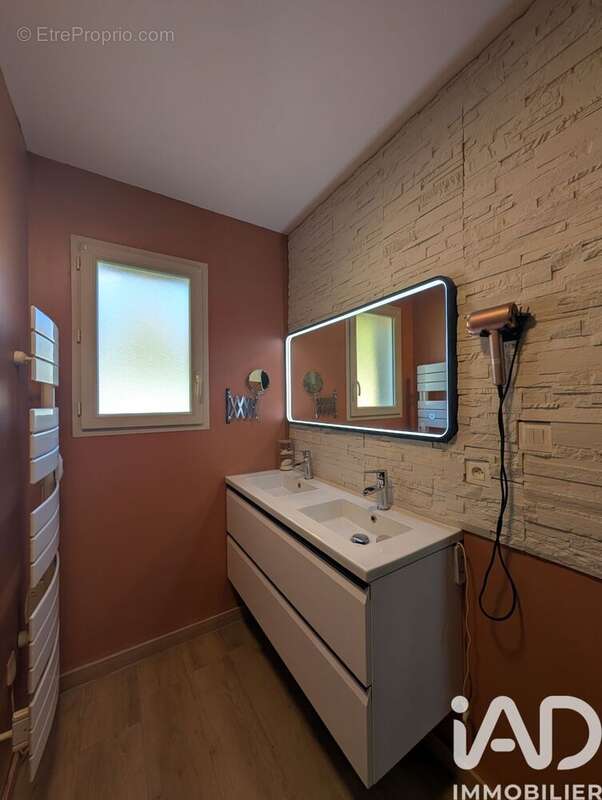 Photo 9 - Maison à SAINT-HILAIRE-LES-PLACES