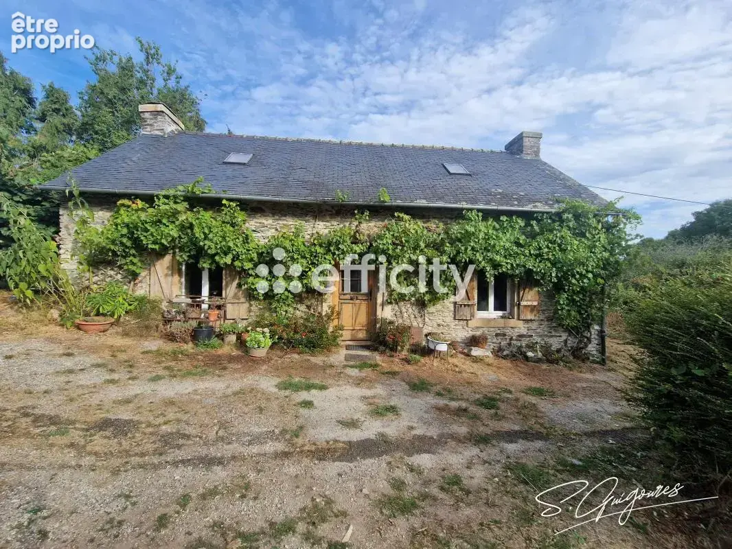 Maison à ROUDOUALLEC