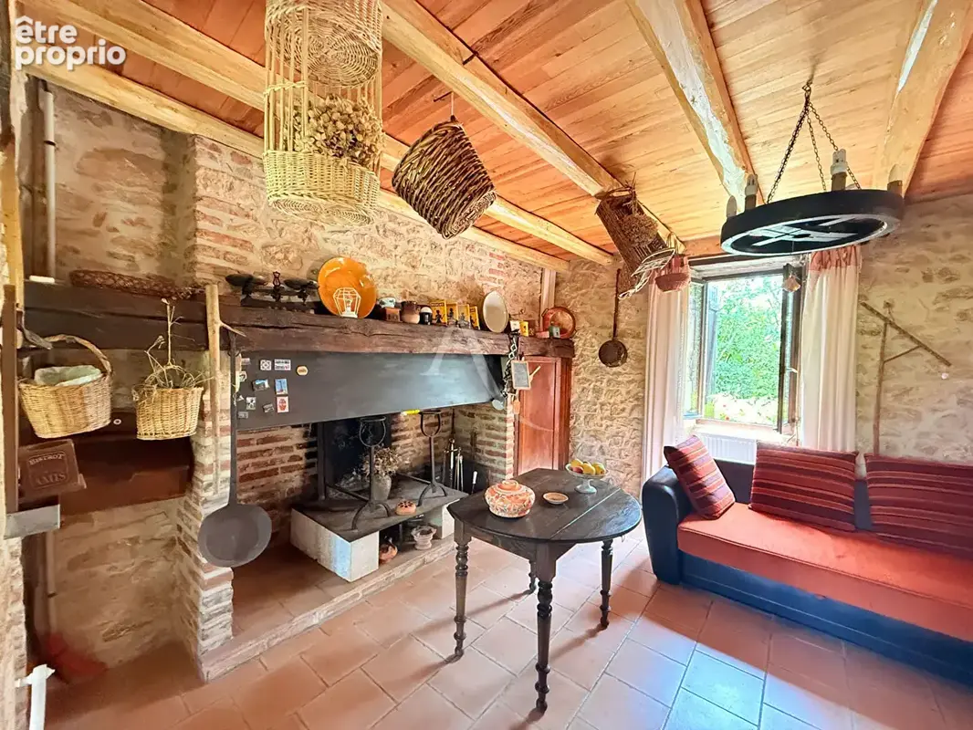 Maison en pierre avec grange et piscine - photo 4