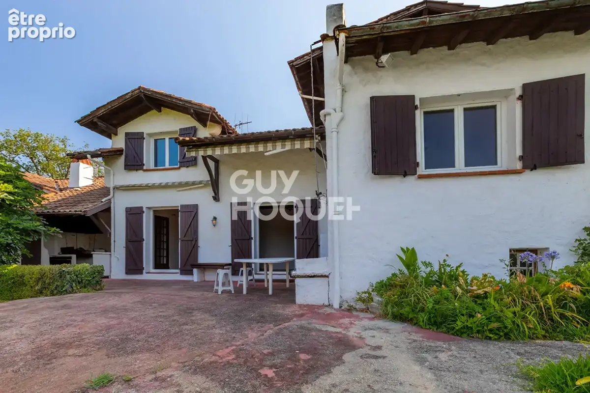Maison SAINT JEAN DE LUZ 12 Pièces 250 m² - photo 2
