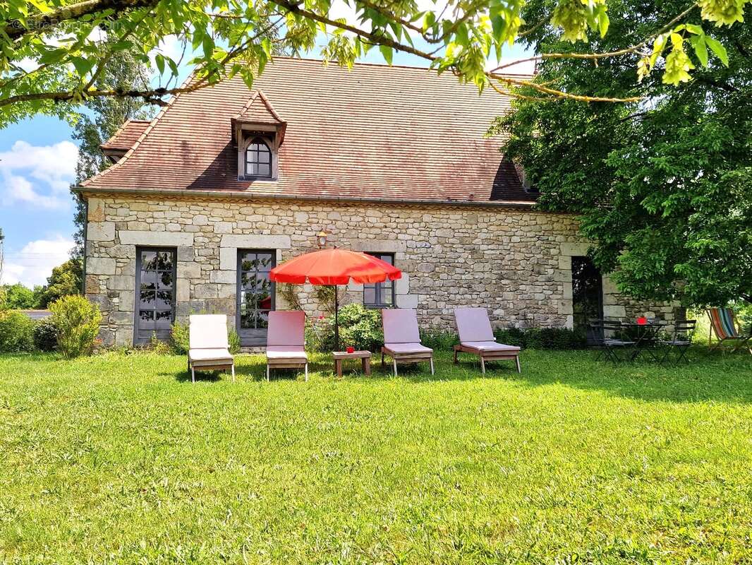 Maison à BEAUMONT-DU-PERIGORD