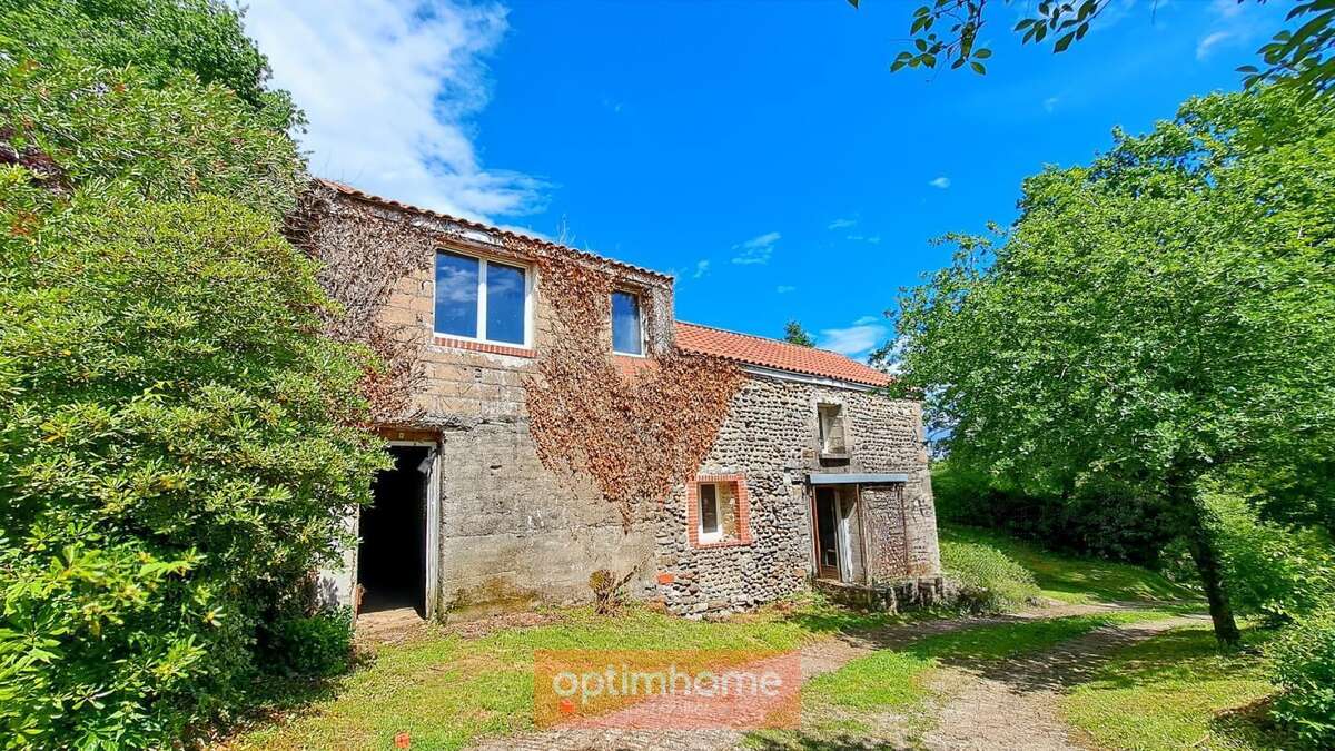 Proche de sauveterre de bearn (64) - photo 3