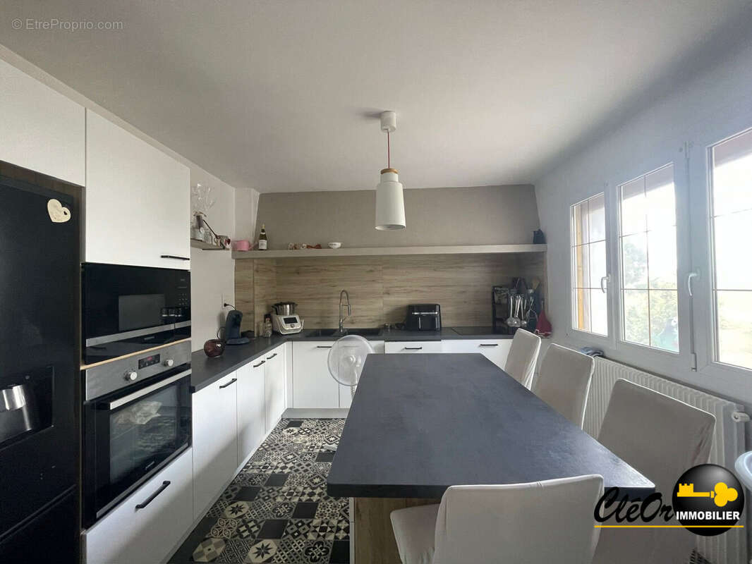 Maison 135 m² à Franxault  - photo 3