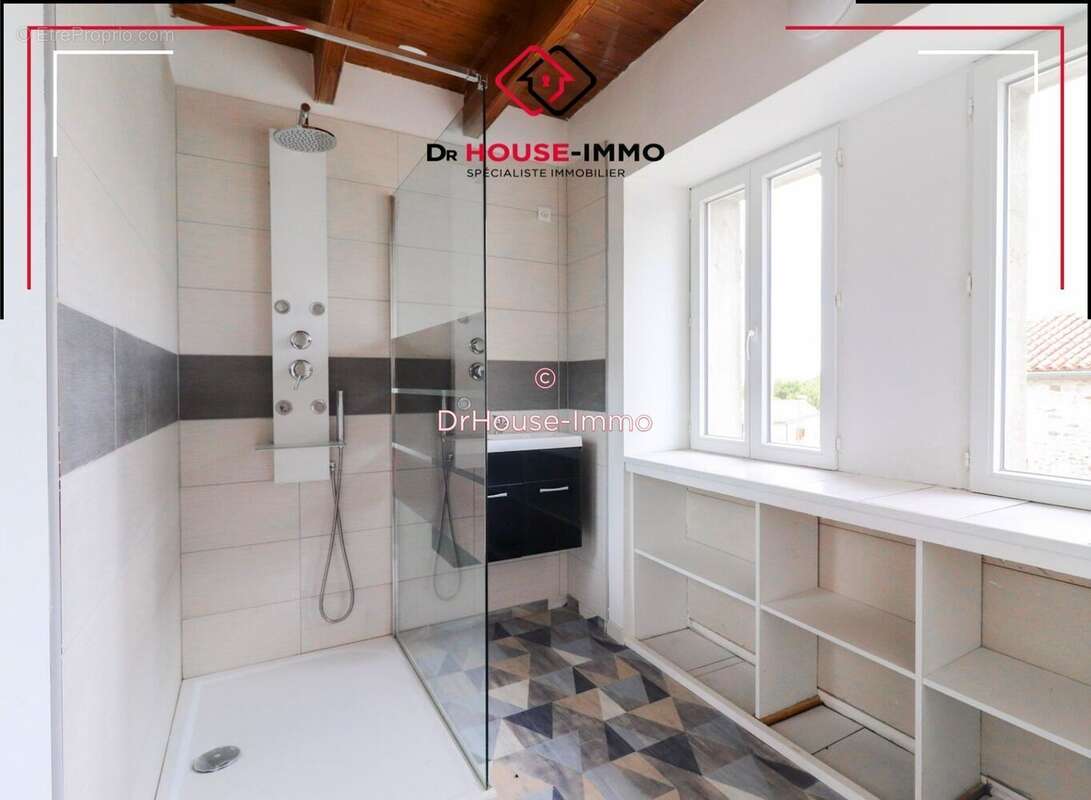Maison 166 m² à Marsais-Sainte-Radegonde  - photo 8