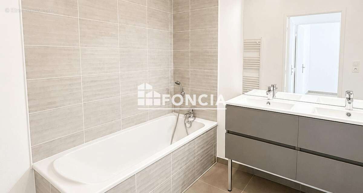 Appartement T4 neuf avec terrasse, jardin, vue lac et frais de notaire offerts - photo 9