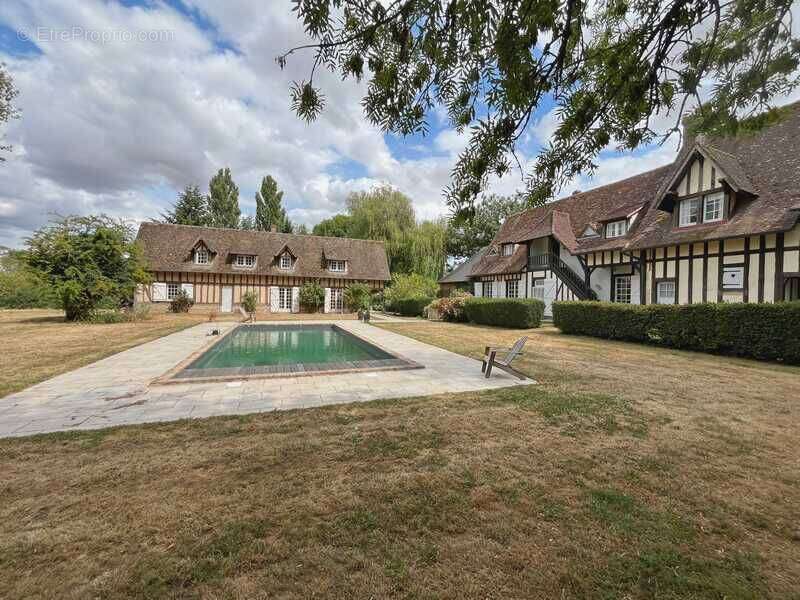 Maison 457 m² à Gisors  - photo 2