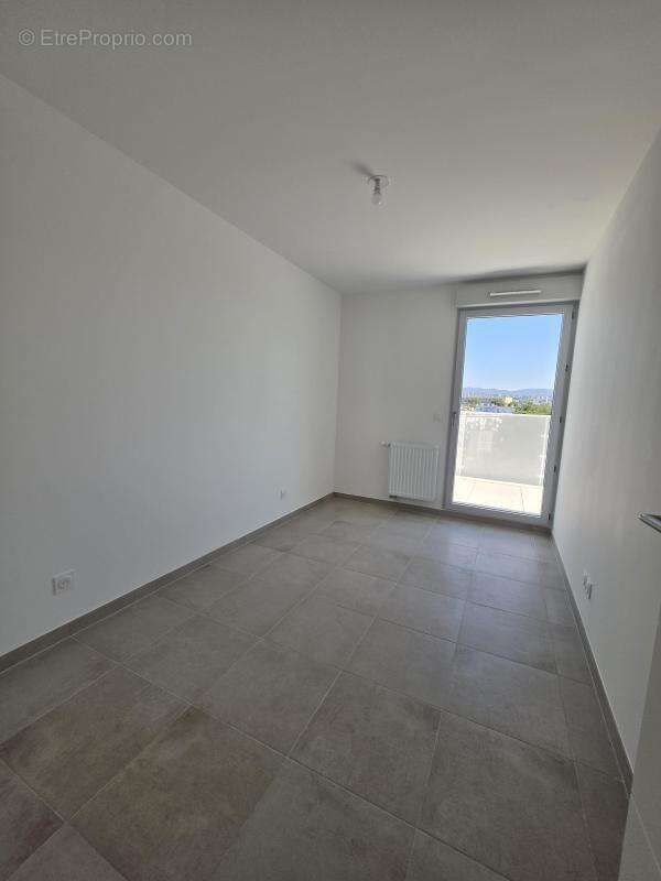 Appartement à MARSEILLE-10E