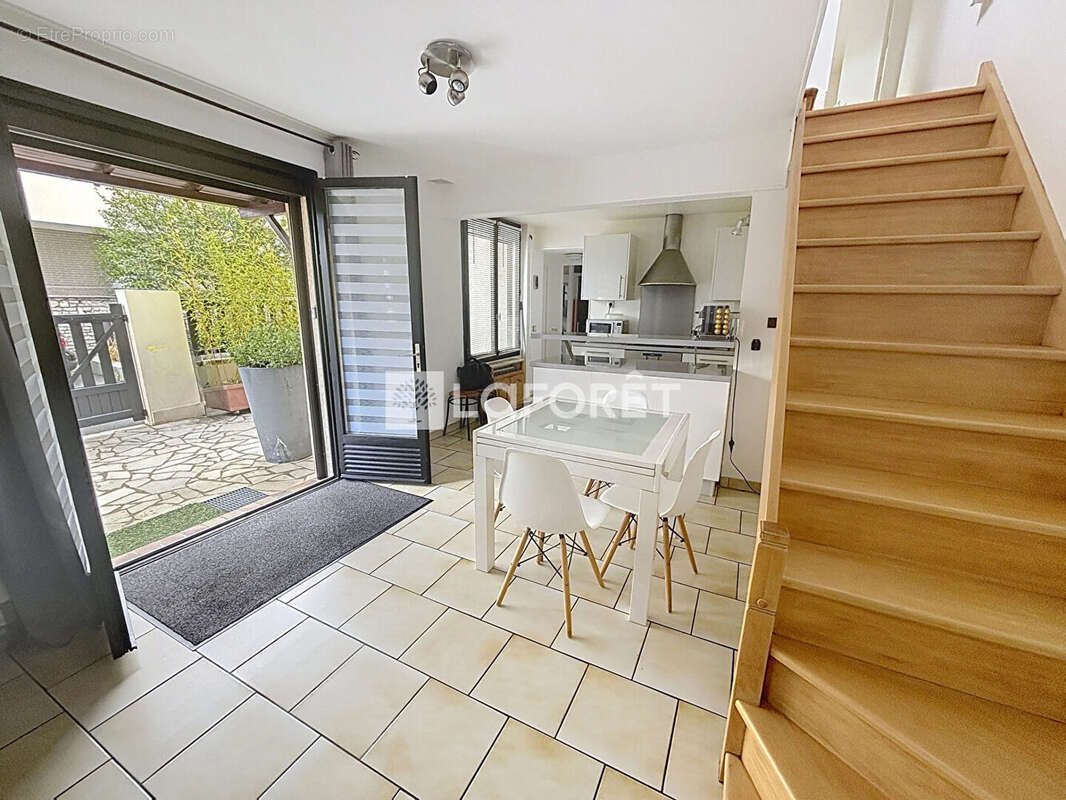 Maison à VITRY-SUR-SEINE