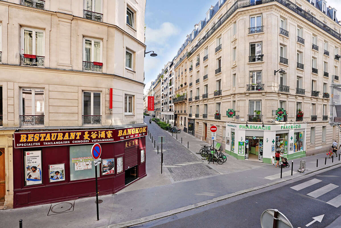 Appartement à PARIS-17E