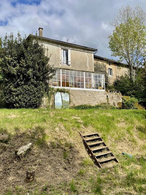 Maison à CHATEAU-GARNIER