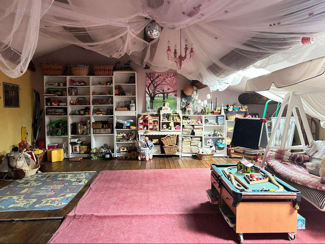 Maison à LEZIGNAN-CORBIERES