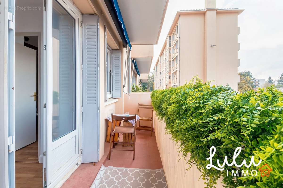 TASSIN - T4 65m2 avec balcon et deux caves  - photo 6