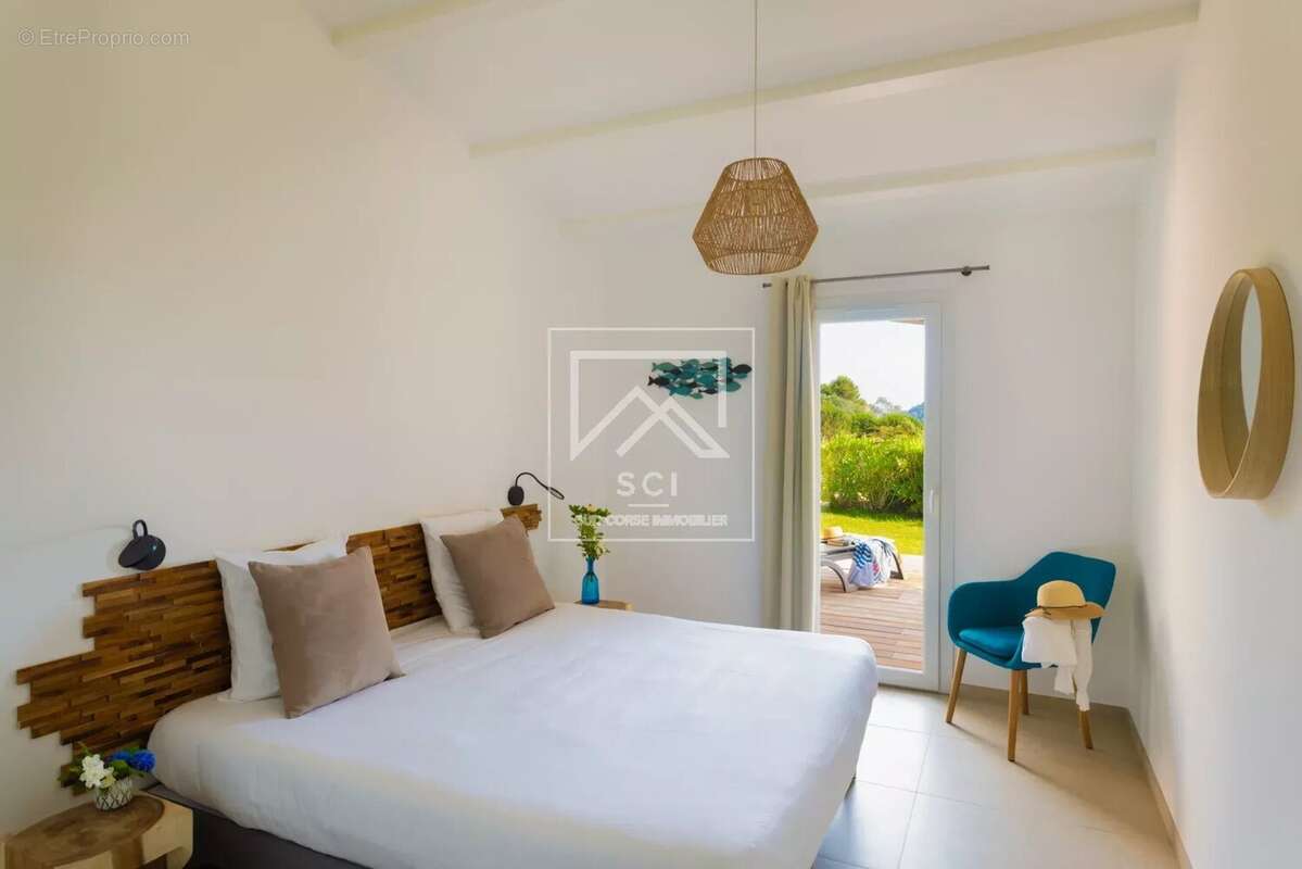 Villa 2 chambres, vue mer, plage à pied, Santa Giulia - photo 8
