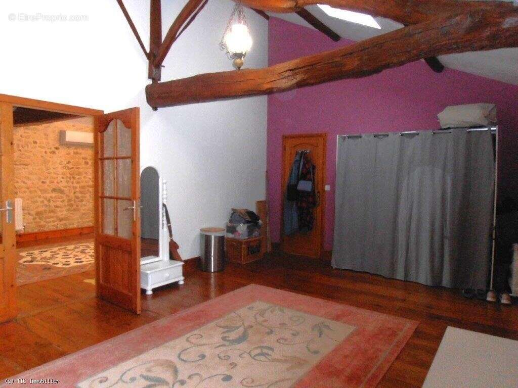 Maison à SAUZE-VAUSSAIS