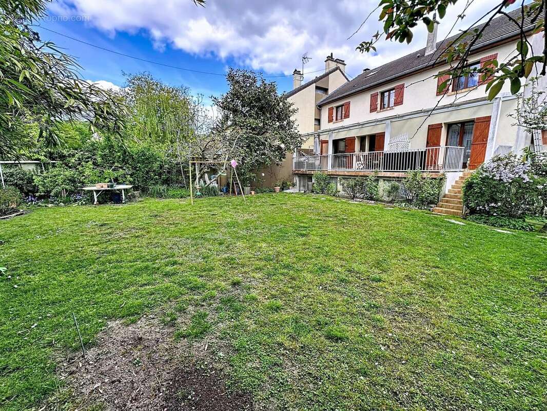 Maison 175 m² à Chevreuse  - photo 7