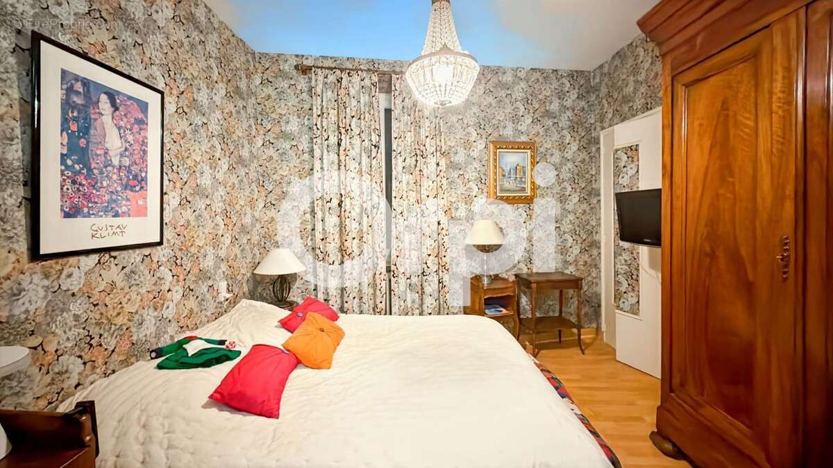 Maison à VALLON-PONT-D&#039;ARC