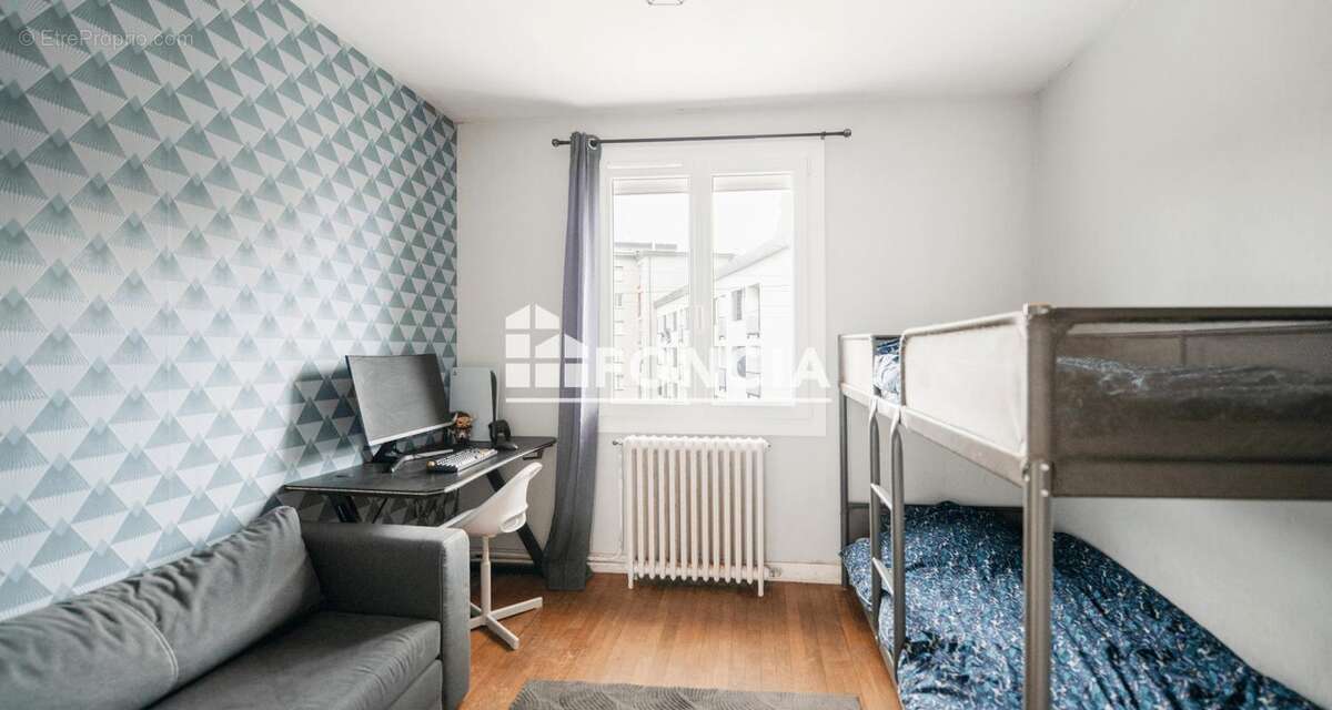 Maison de 80 m2 sur sous-sol complet, proche Loire et toutes commodités, PARCELLE CONSTRUCTIBLE - photo 7