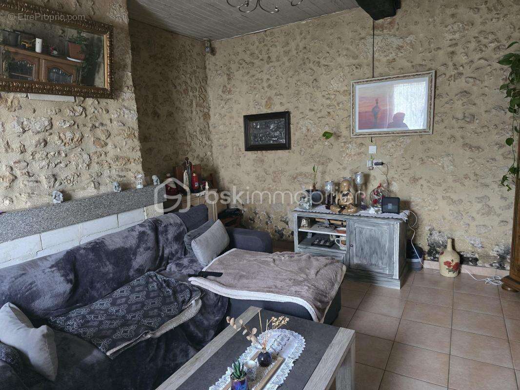MAISON ANCIENNE en pierre rénovée - photo 7