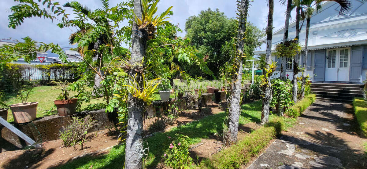 Maison à SAINT-BENOIT