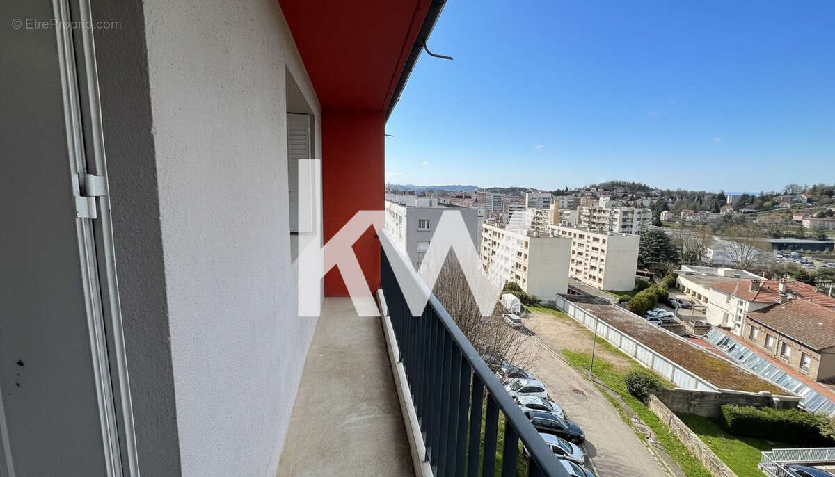 Appartement à SAINT-ETIENNE