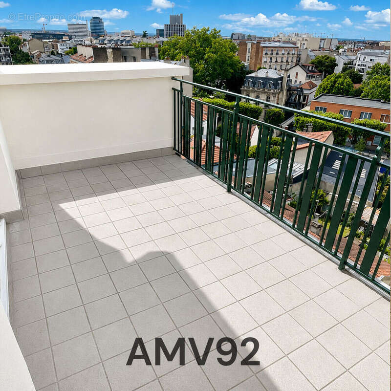 Appartement à LA GARENNE-COLOMBES
