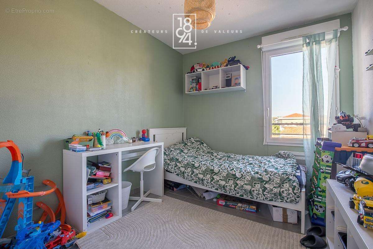 Appartement à MARSEILLE-13E
