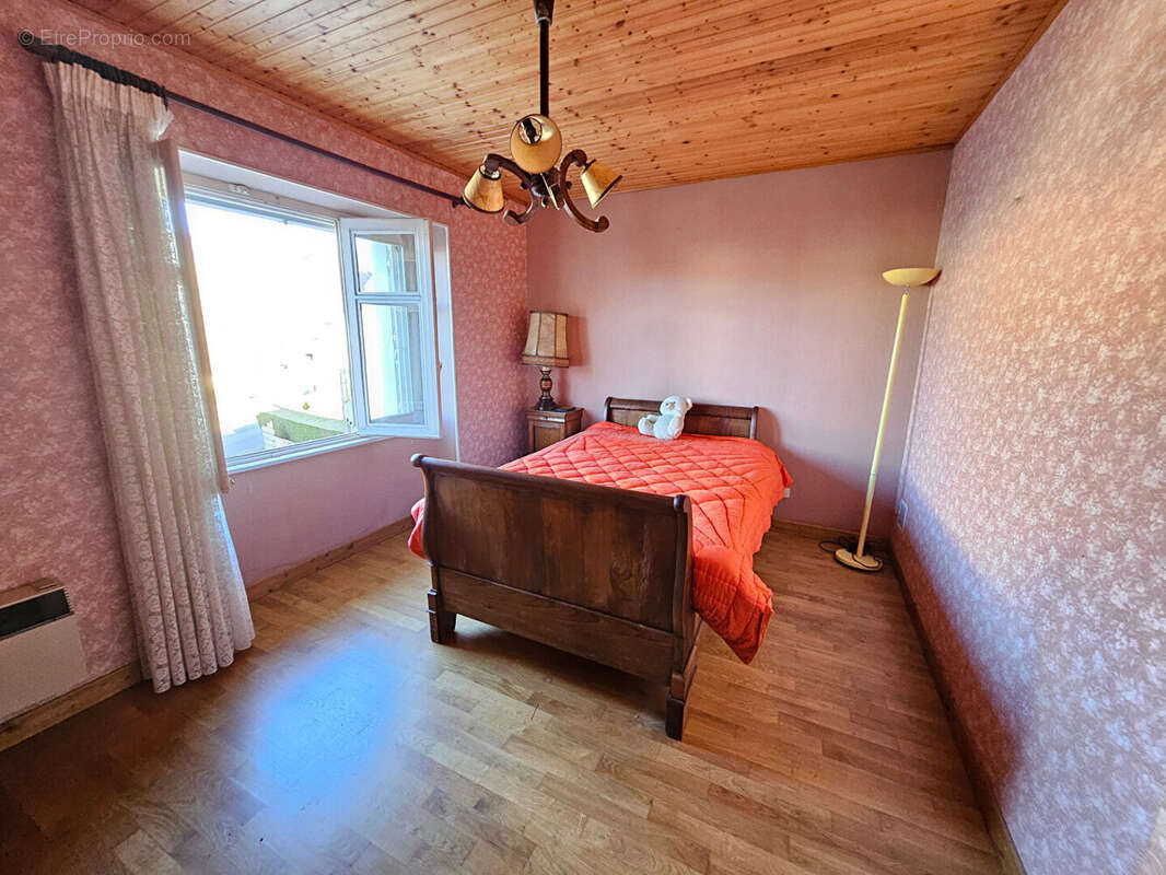 Maison Eternoz 8 pièce(s) 245 m2 - photo 3