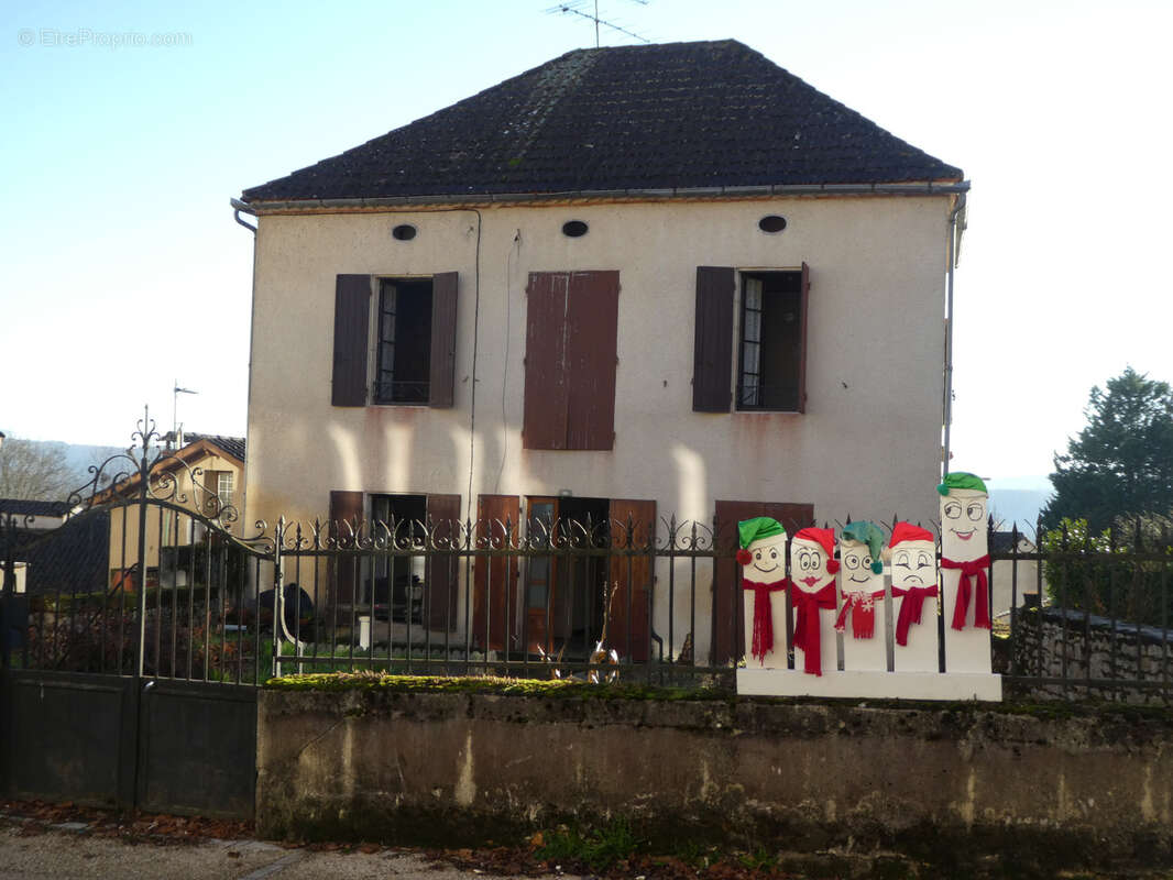 Maison à DURAVEL