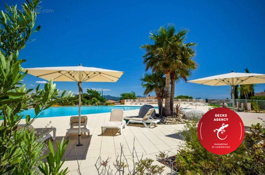 Piscine du domaine
