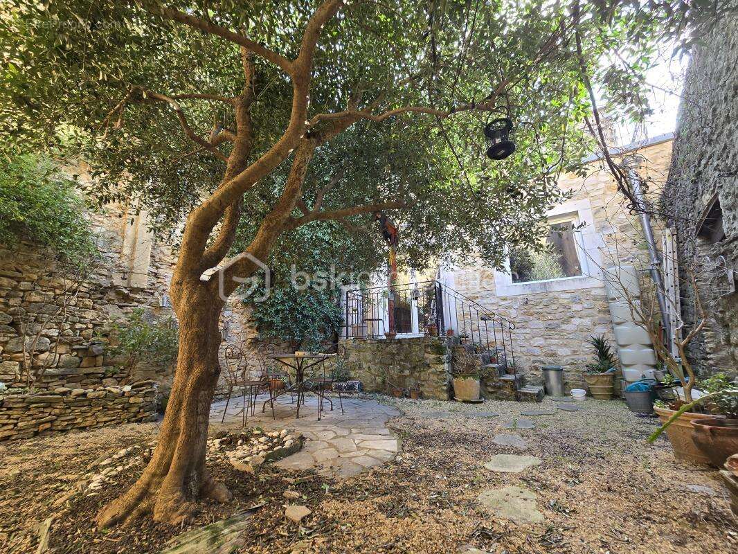 Maison à BAGNOLS-SUR-CEZE