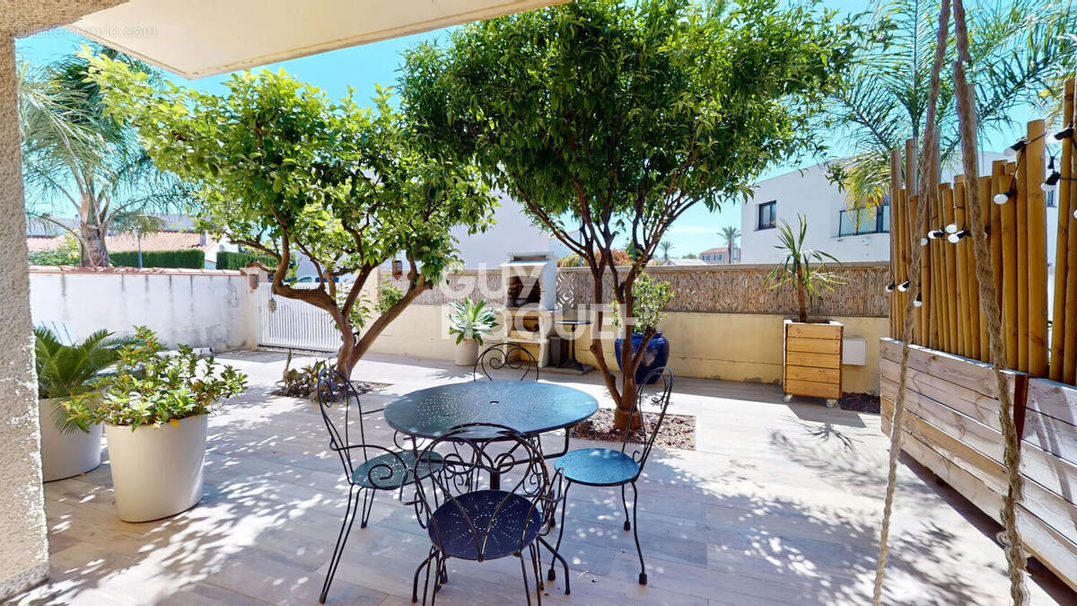 Maison à SAINT-CYPRIEN