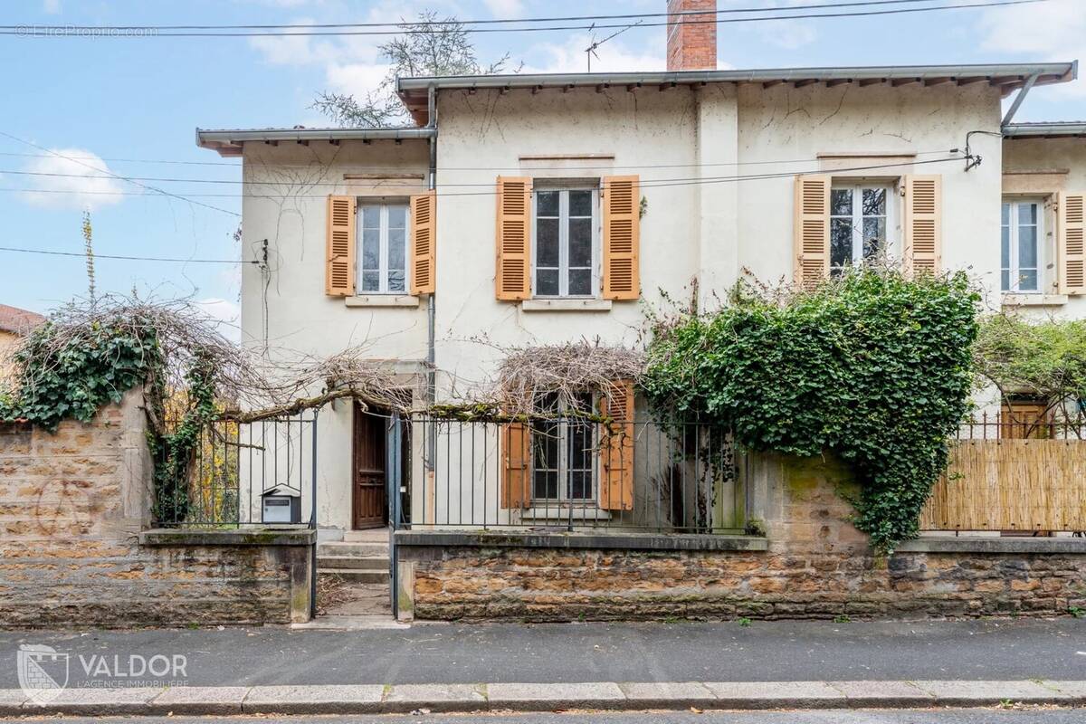 Maison à VILLEFRANCHE-SUR-SAONE