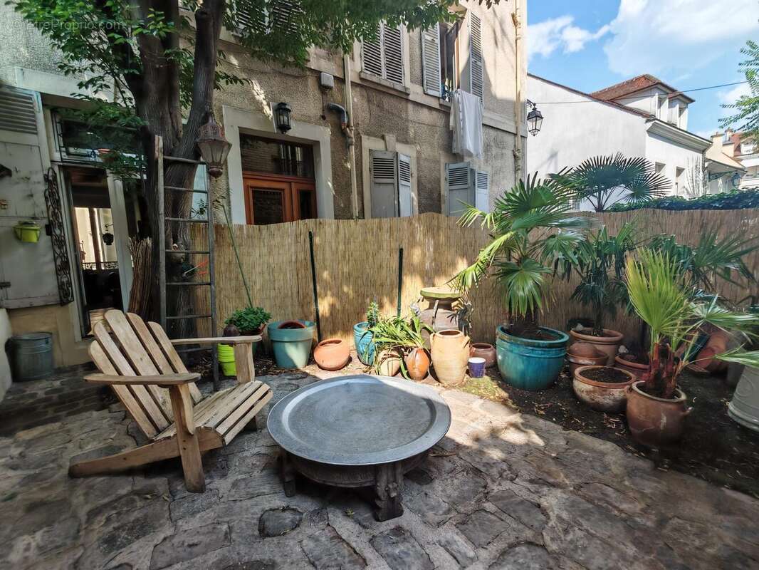 Appartement 42 m² à Colombes  - photo 2