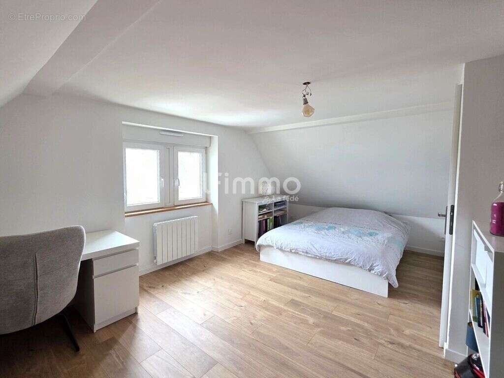 Appartement rénové sans travaux avec jardin et annexe - photo 6