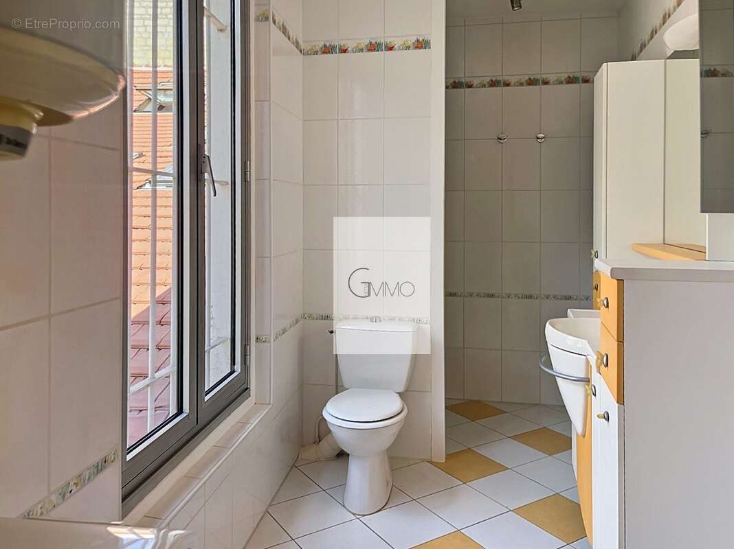 Appartement à NANTERRE
