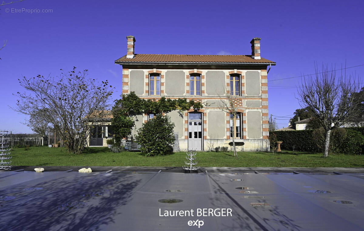 Maison à BLAYE