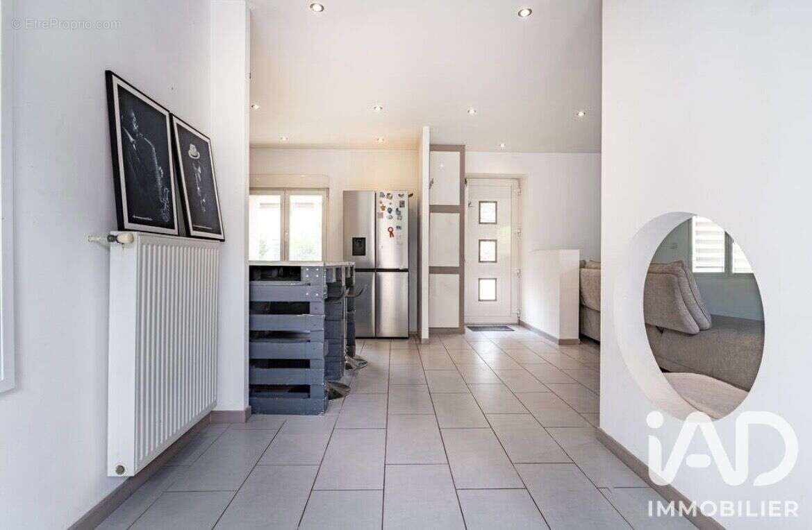 Maison 110 m² à Luppy  - photo 3