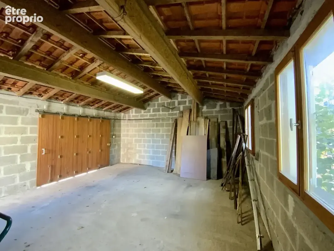 Maison dans Jonzac avec garage et jardin - photo 13