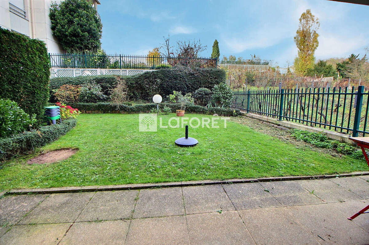 Appartement à SURESNES