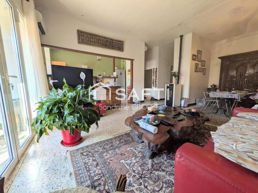 Photo 1 - Maison à ROUJAN